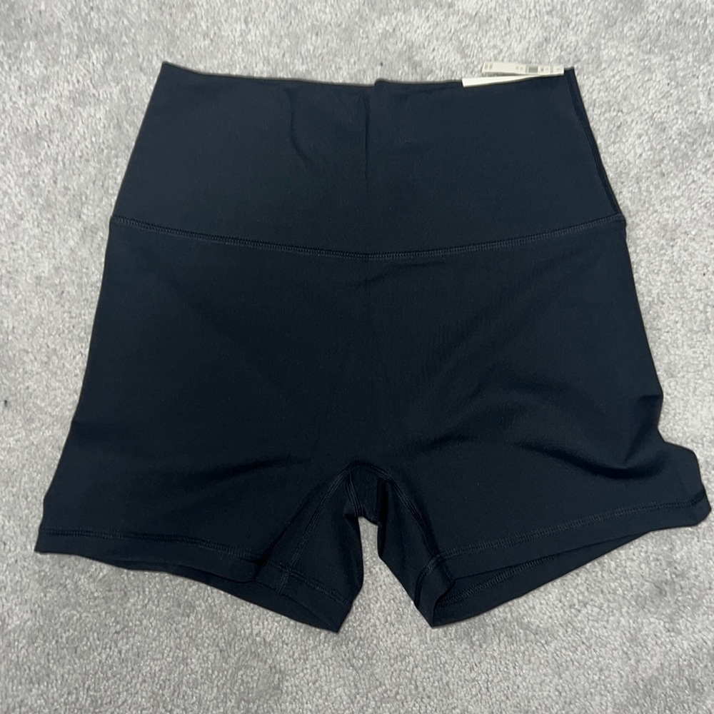 AERIE HIGHRISE SHORTS L